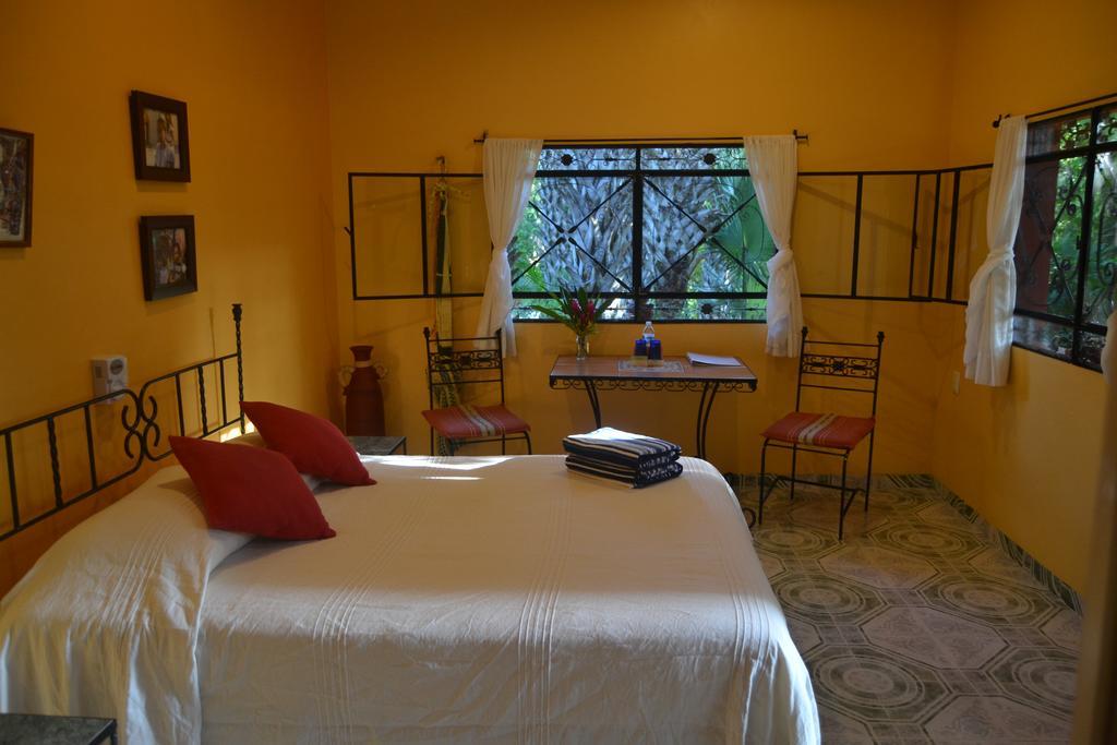 The Flycatcher Inn Retreat Hotel Santa Elena Esterno foto